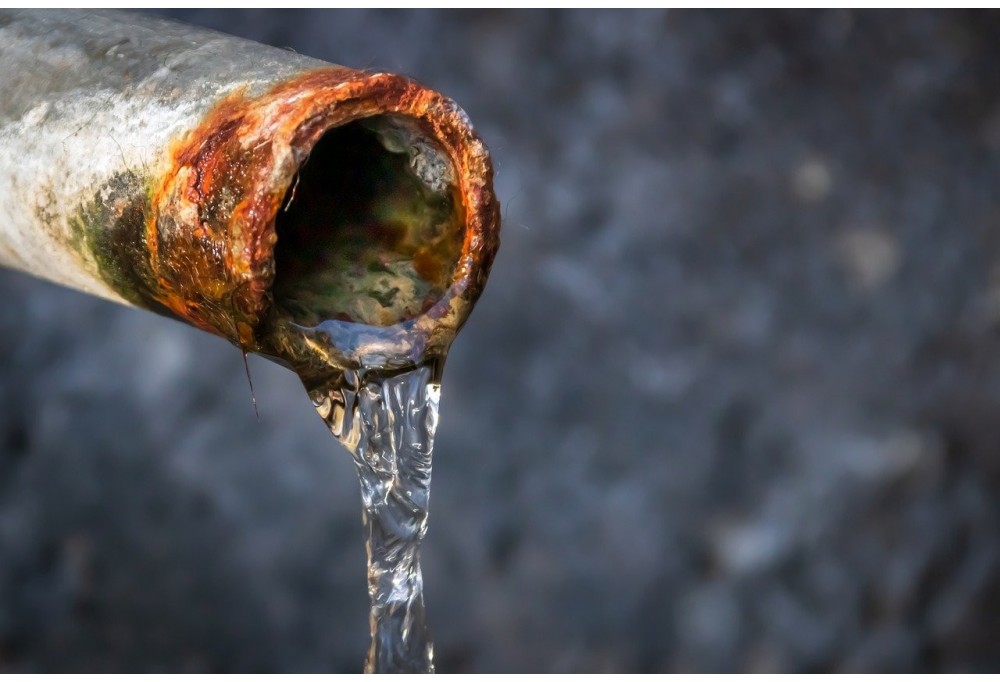 Geležis vandenyje ir vandens filtrai nuo geležies: patarimai ir profilaktika
